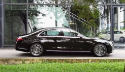 Mercedes-Benz S-Class 2022 nhập Thái về đại lý, giá rẻ hơn cả 400 triệu đồng