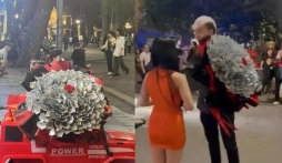 Thanh niên chơi lớn tỏ tình bằng bó hoa toàn tờ 100 USD, cái kết đầy bối rối