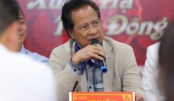 Chế Linh nói về niềm hạnh phúc khi 4 bố con sẽ cùng hát trên sân khấu