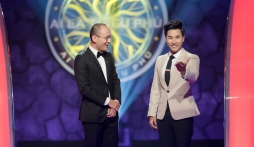 Phan Đăng ngỡ ngàng lần đầu bị 'cướp mic' trên sân khấu Ai là triệu phú