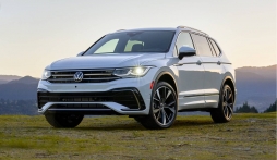 4 mẫu ô tô giảm giá mạnh trong tháng 10/2023: Có chiếc giảm tới 500 triệu đồng, CR-V lên tới 200 triệu đồng