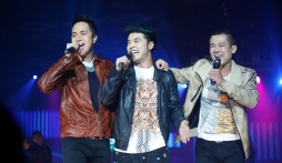 Nhói lòng khi xem lại những hình ảnh ghi dấu một thời của Vân Quang Long 