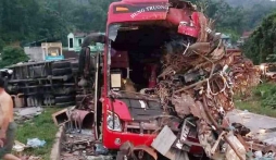 Thắt lòng trước gia cảnh của 2 chị em thương vong trong vụ tai nạn thảm khốc ở Hòa Bình