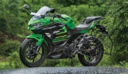 5 mẫu mô tô thể thao có giá tốt nhất năm 2022