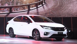 Bảng giá xe Honda City mới nhất tháng 1/2022: Giảm 100 triệu đồng quyết đấu Toyota Vios