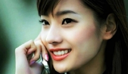 'Tình đầu' Kim Hyun Joong khoe nhan sắc U40 khiến dân tình ngỡ ngàng