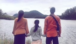 Vợ cũ Lâm Vinh Hải bất ngờ ẩn ý ‘gia đình’ khi chụp ảnh với tình mới dancer