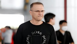 Cựu HLV Hà Nội FC tiếp tục bị sa thải chỉ sau 1 tháng nắm quyền