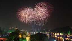 Hà Nội bắn pháo hoa tại 30 điểm đêm giao thừa Tết Canh Tý