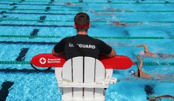 12 mẹo an toàn hồ bơi quan trọng để bảo vệ trẻ nhỏ khỏi đuối nước