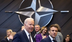 'Cánh cửa dẫn đến NATO nên đóng lại', bằng không, Mỹ và EU đang 'dồn Nga vào chân tường'