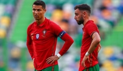 Thua ngược phút 90', Bồ Đào Nha và Ronaldo phải tranh vé vớt dự World Cup 2022