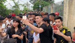 Dân mạng phản ứng gay gắt trước hành động Dương Minh Tuyền thăm nữ sinh lớp 9 bị bạn đánh