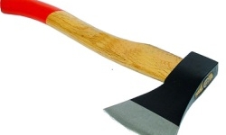 Nam sinh bị bố ruột bổ chết trong đêm giao thừa