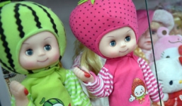 Phát hiện búp bê đầu trái cây có chất độc gây ung thư