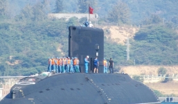 Tàu ngầm Kilo có thể bắn tên lửa vào nhiều mục tiêu