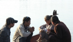 'Nhà ngoại cảm' miền Nam ra bãi Tự Nhiên tìm xác chị Huyền