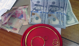 Nghiện game, đột nhập nhà hàng xóm “cuỗm” vàng, đô-la