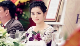 Lý Nhã Kỳ bất ngờ làm quan