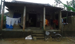 Bí mật 'chôn' dưới nền nhà có 2 người chết, 3 người tâm thần