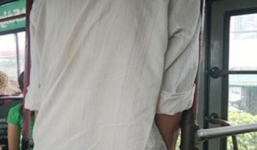 Trấn lột bằng kim tiêm trên xe buýt