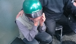 Clip: Ngã gục khi nghe tin người nhà bị cướp sát hại