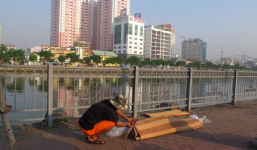 Hoảng hồn tháo chạy khi thấy xác người bồng bềnh trên kênh