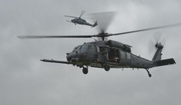 Trực thăng của Không quân Mỹ rơi vỡ tan, 4 người chết