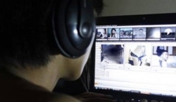 Thầy giáo tiểu học đi tù vì chat sex với nữ sinh