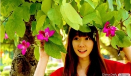 Những nữ sinh đẹp hơn hoa