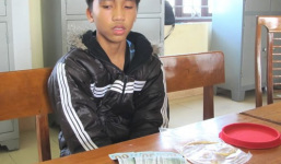 Đi ăn tất niên, mất sạch tiền, vàng