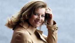 Phu nhân Tổng thống Pháp nhập viện sau 'nghi án' chồng ngoại tình