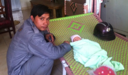 Sản phụ bật khóc nức nở khi gặp lại con sau 4 ngày bị bắt cóc