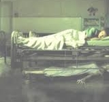 Hoảng hồn người chết bật dậy kêu cứu trong nhà xác