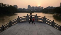 Chuyện người mẹ 17 năm tha hương tìm con bị bắt cóc