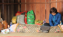 Nhậu say, chồng tẩm xăng đốt chết vợ