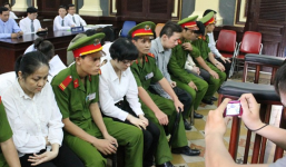 Chị gái Huyền Như ra tù lại đi bán trứng vịt lộn để nuôi con