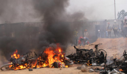 20 cảnh sát cơ động lập chốt bảo vệ nhà máy Samsung Thái Nguyên