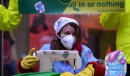 Phát hiện hóa chất độc hại trong quần áo Trung Quốc cho trẻ em