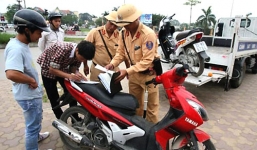 Phải làm gì khi đi xe không chính chủ bị bắt giữ ?