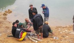 Nóng từ địa phương ngày 16/1: Quảng Bình- Đi câu cá vớt được cây sưa trị giá 20 tỷ đồng