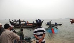 Chìm táu cá, 4 người chết và mất tích