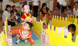 Bé gái 13 tháng tuổi tử vong sau 3 tiếng gửi nhà bảo mẫu