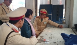 Cận Tết Giáp Ngọ 2014, thiếu nữ mang bầu nhảy cầu Chương Dương tự tử