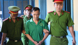 Phẫn nộ kẻ đồi bại hiếp dâm bé gái hơn 100 lần