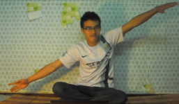 Chết cười với fan cuồng chế “Con Bướm Xuân” tặng fan M.C 