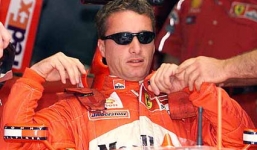 Cướp người yêu con trai cựu thị trưởng, cựu sao F1 lĩnh án tù