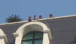 Thua lỗ, doanh nhân leo lên nóc toà nhà Pacific tự tử