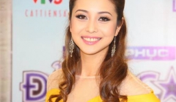 Jennifer Phạm đẹp rạng rỡ với váy xẻ ngực sâu