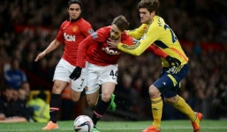 Man Utd 2-1 Sunderland: Quỷ đỏ bị loại sau 7 quả penalty hỏng